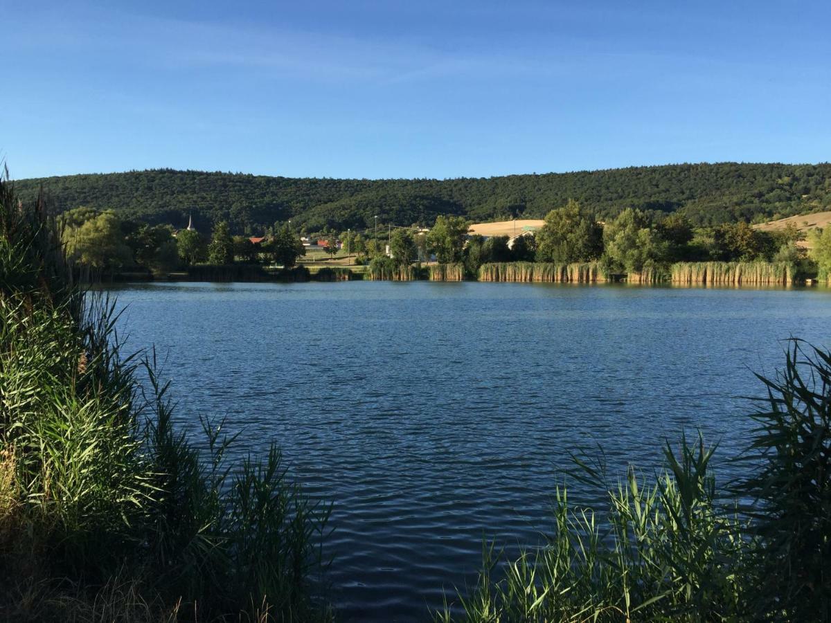 Ferienhaus Hassgautor Aidhausen Eksteriør billede